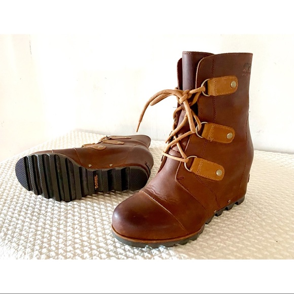 “IT BOOT”- SOREL JOAN OF ARCTIC WEDGE BOOT-EUC-9.5 - Picture 6 of 14